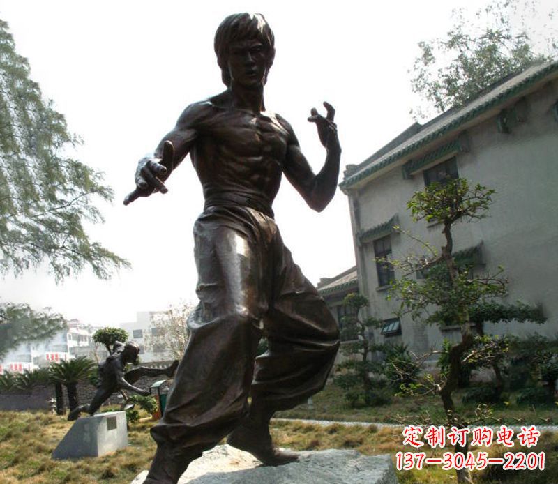 黄冈电影名人李小龙铜雕