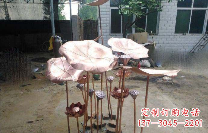 黄冈锻铜荷叶雕塑