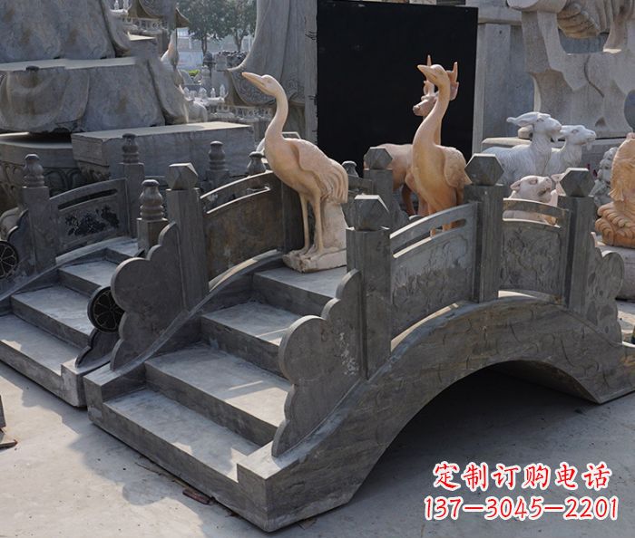 黄冈精致石制仿古拱桥雕塑