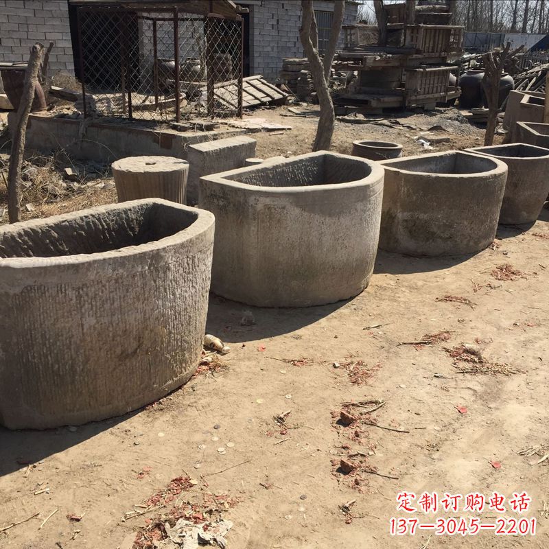 黄冈中领雕塑——仿古做旧弧形石槽雕塑