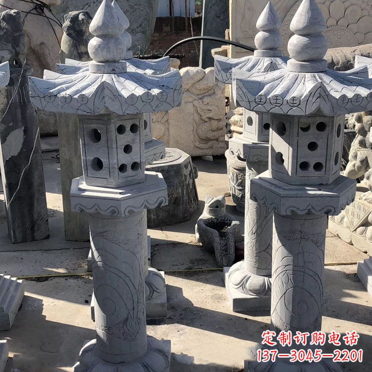 黄冈中式仿古青石灯笼雕塑