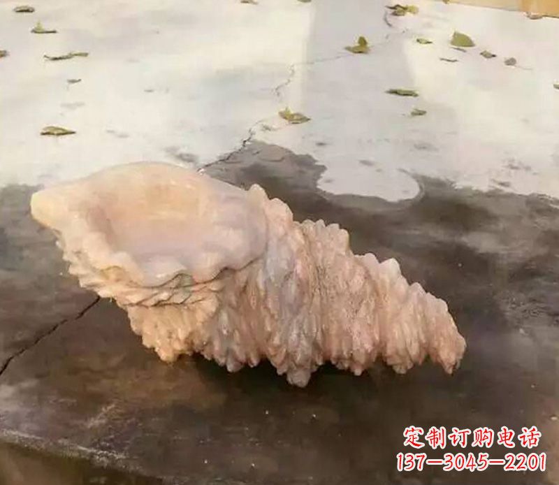 黄冈中领雕塑——精美海螺石雕塑