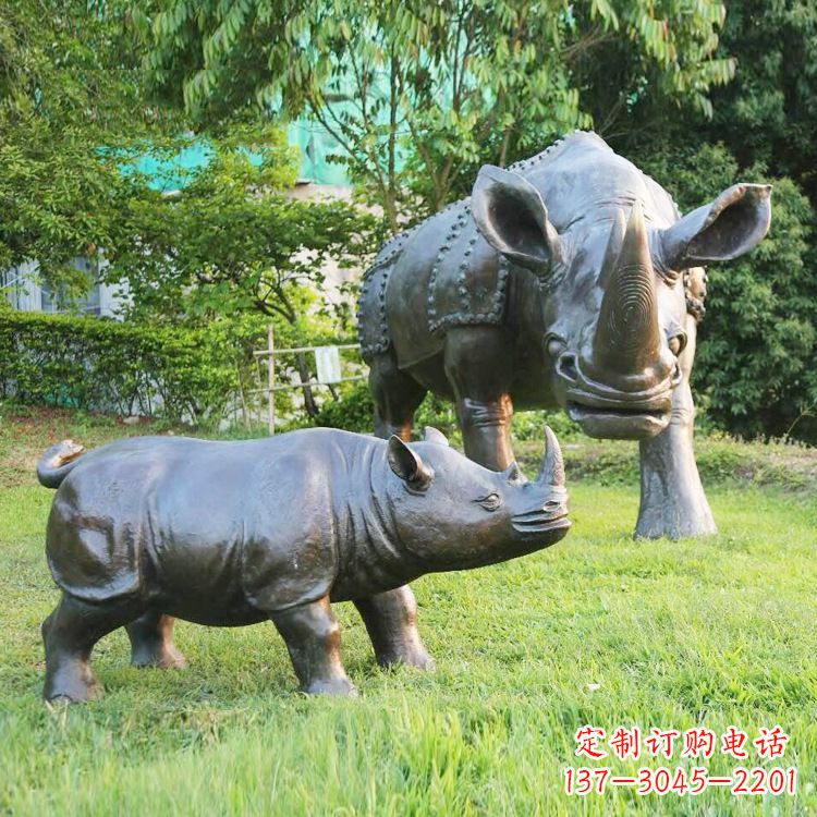 黄冈仿真犀牛铜雕-公园园林草坪动物雕塑