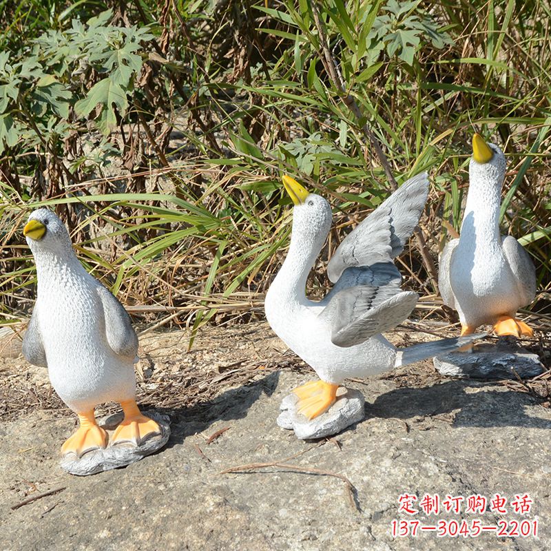 黄冈放飞和平鸽的雕塑