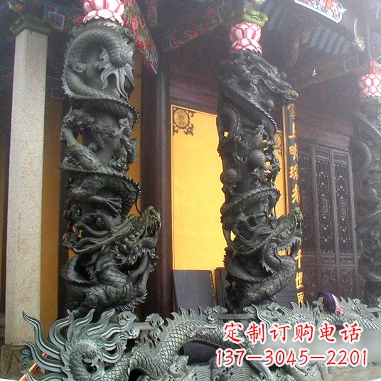 黄冈高浮雕铜雕盘龙柱