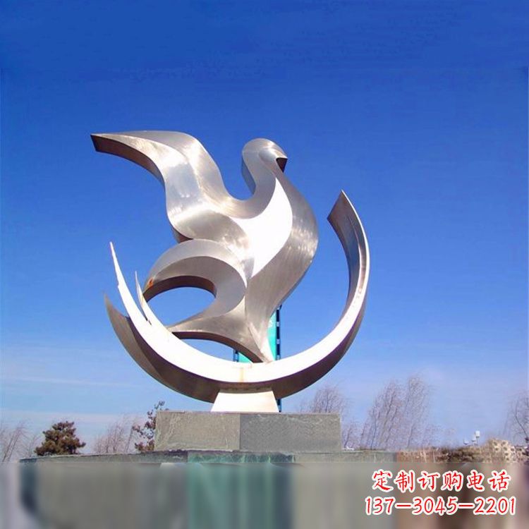 黄冈鸽子的雕像