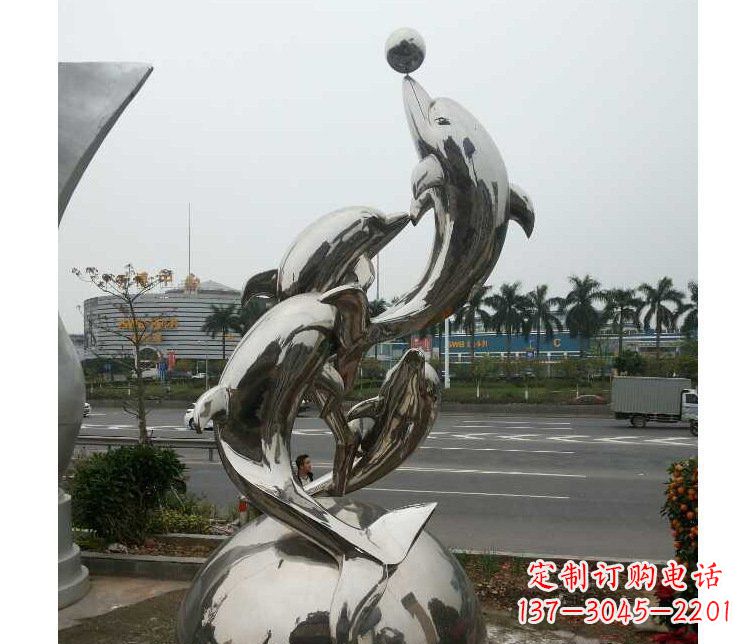 黄冈海豚雕塑多功能不锈钢跳跃玩球