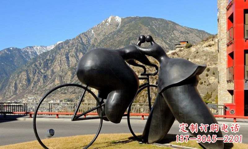 黄冈公园抽象骑自行车人物