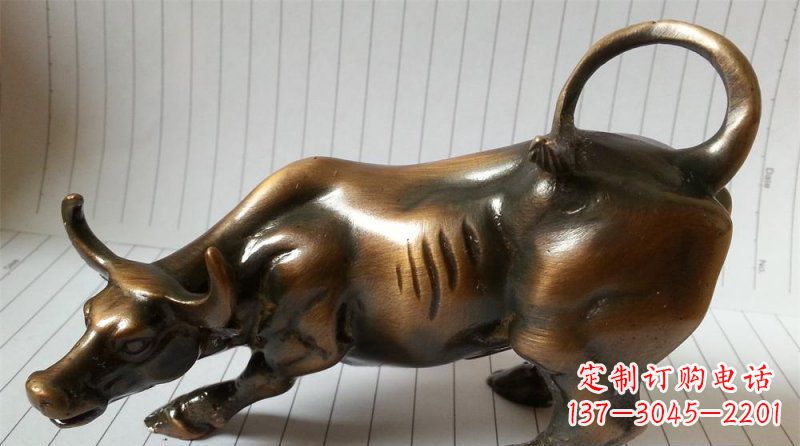 黄冈优雅抒情的动物铜雕