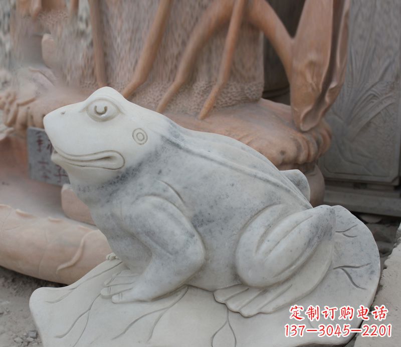黄冈公园动物青蛙景观石雕