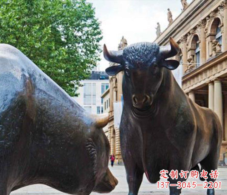 黄冈公园动物铜雕小牛