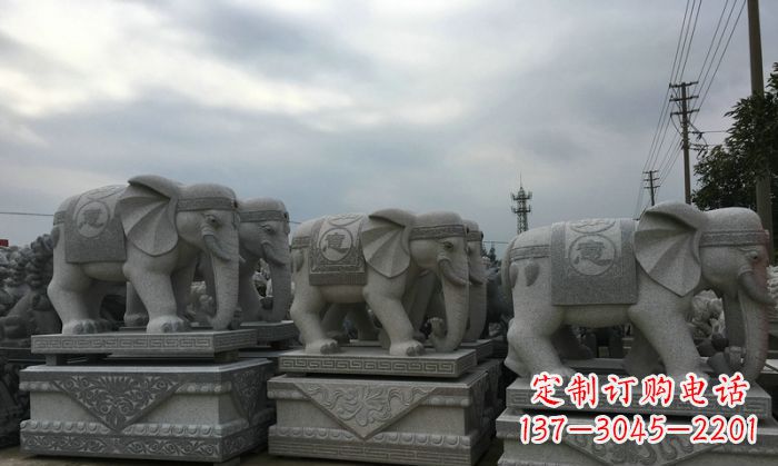 黄冈 杰出的大象雕塑