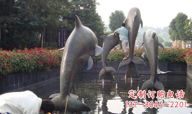 黄冈公园海豚动物铜雕