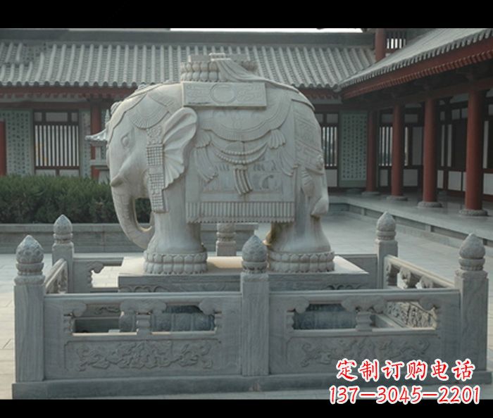 黄冈用大象雕塑彰显田园风情