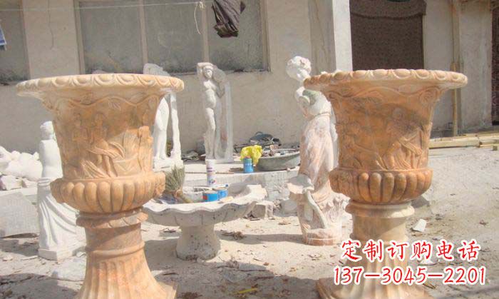 黄冈公园景观晚霞红花盆石雕