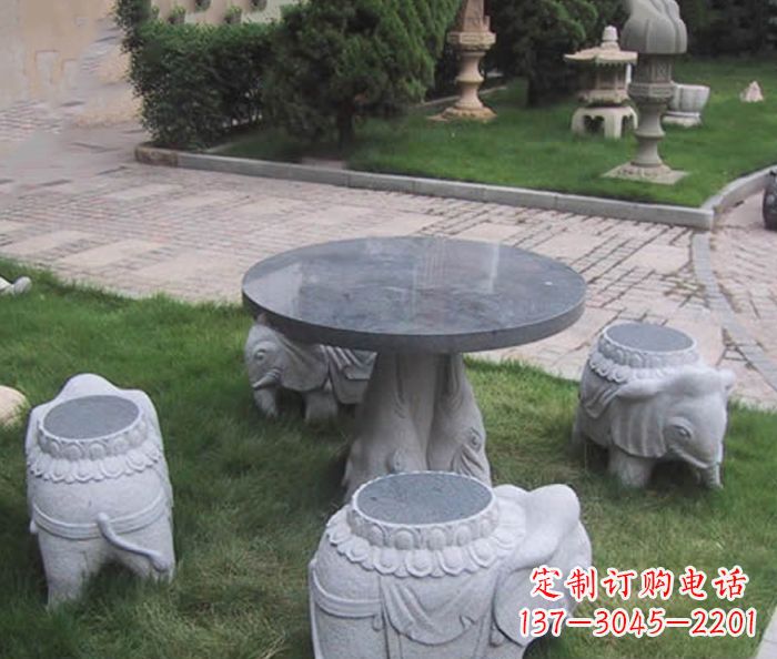 黄冈小象雕塑——让自然陪伴身边