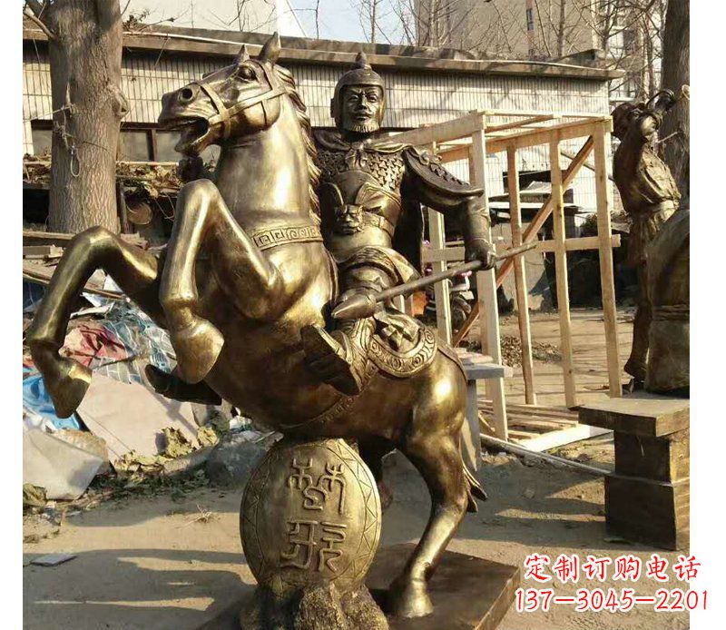 黄冈公园人物骑马的战士铜雕