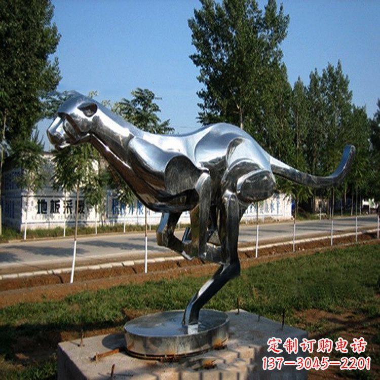 黄冈活泼可爱的袋鼠拉丝不锈钢雕塑