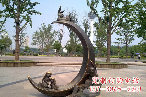 黄冈公园月亮和玉兔铜雕
