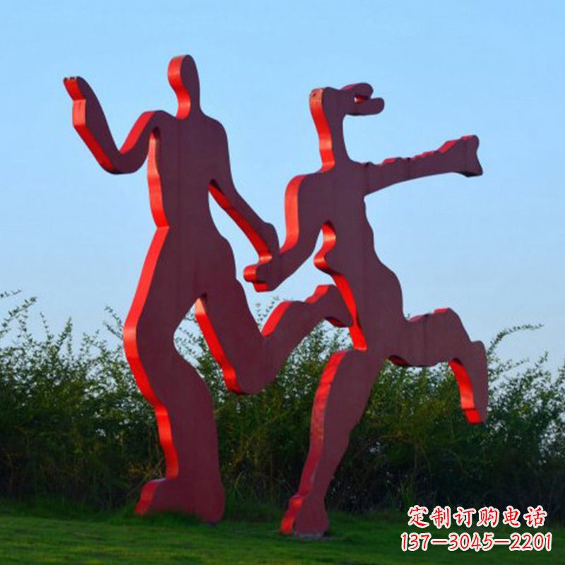 黄冈公园运动人物奔跑的情侣剪影雕塑