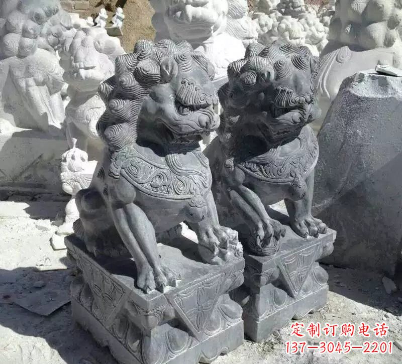 黄冈古代青石狮子雕塑