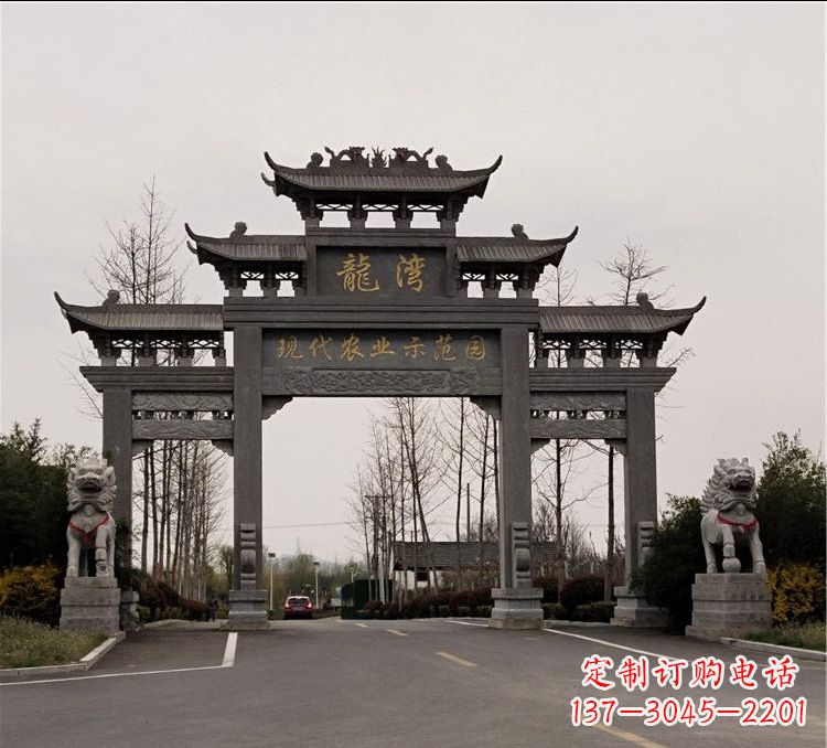 黄冈古石牌坊