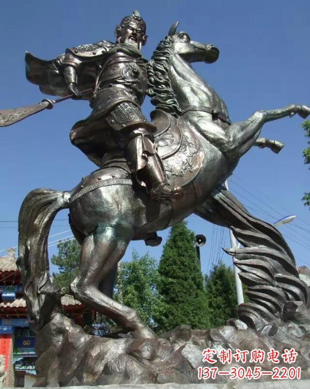 黄冈关公骑马雕塑