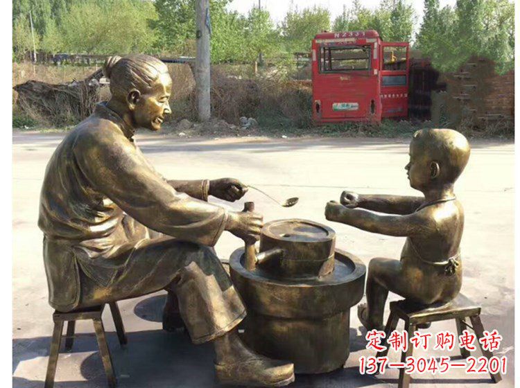 黄冈浓情母亲磨豆浆小品人物铜雕;