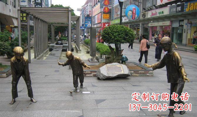 黄冈广场抽陀螺小品人物铜雕