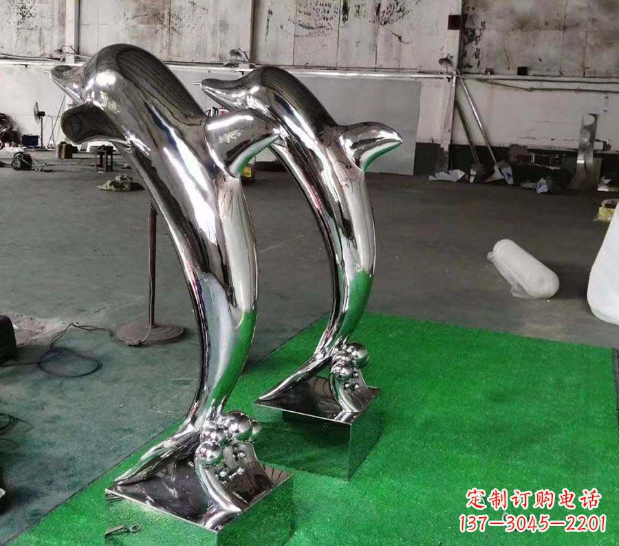 黄冈镜面不锈钢雕塑——海豚
