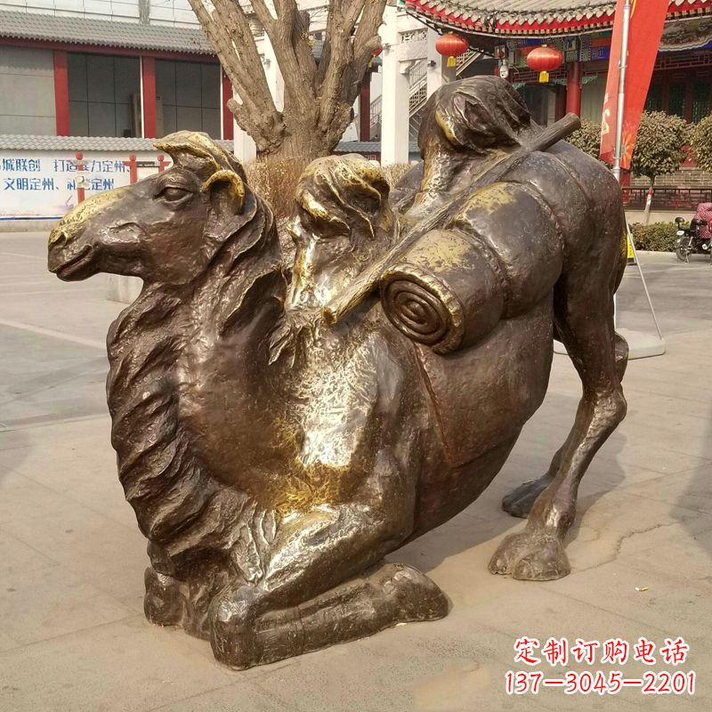 黄冈跪俯的骆驼铜雕
