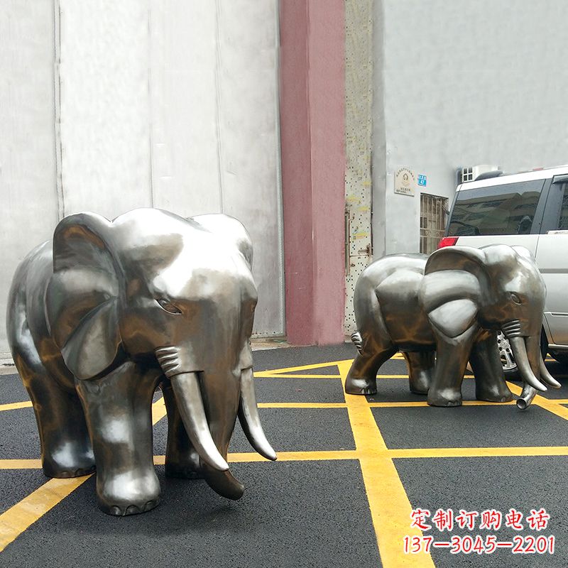 黄冈憨态大象不锈钢镜面雕塑