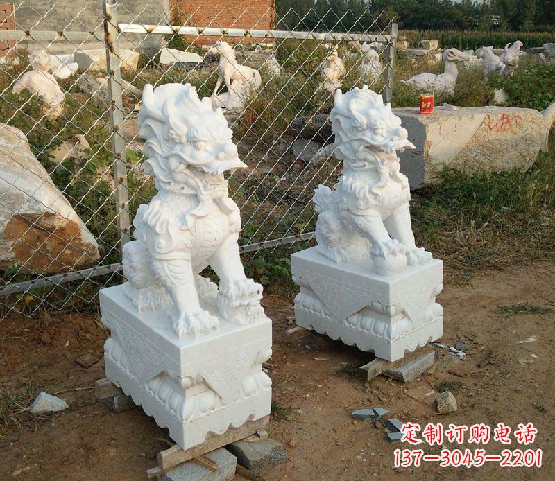 黄冈汉白玉门口踩球麒麟石雕