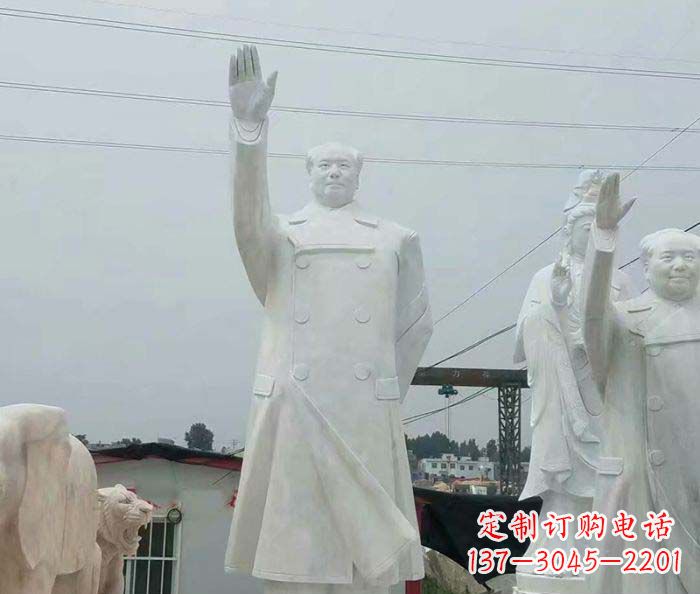 黄冈挥手毛泽东伟人石雕