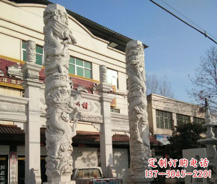 黄冈汇聚古灵神韵的大理石龙柱雕塑