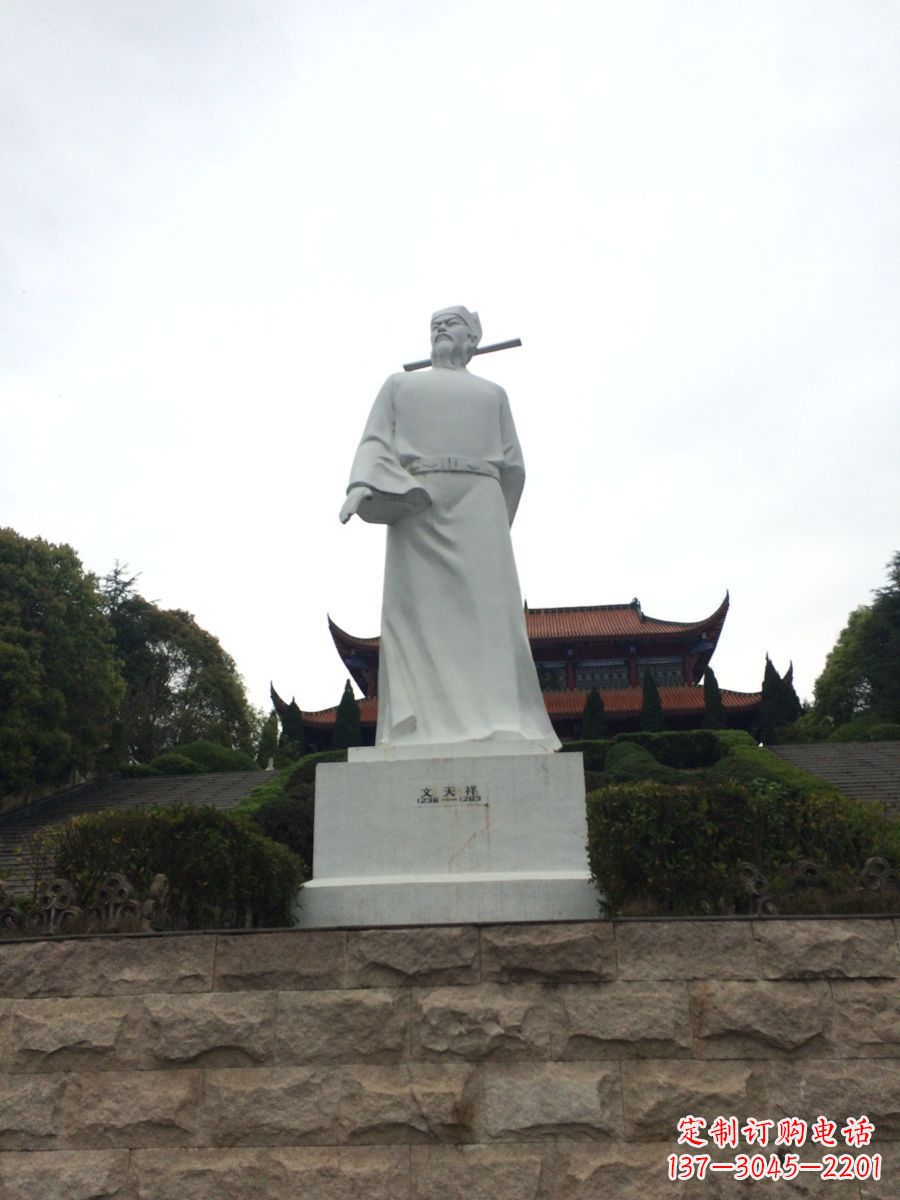 黄冈中领雕塑纪念抗元英雄,传承民族精神