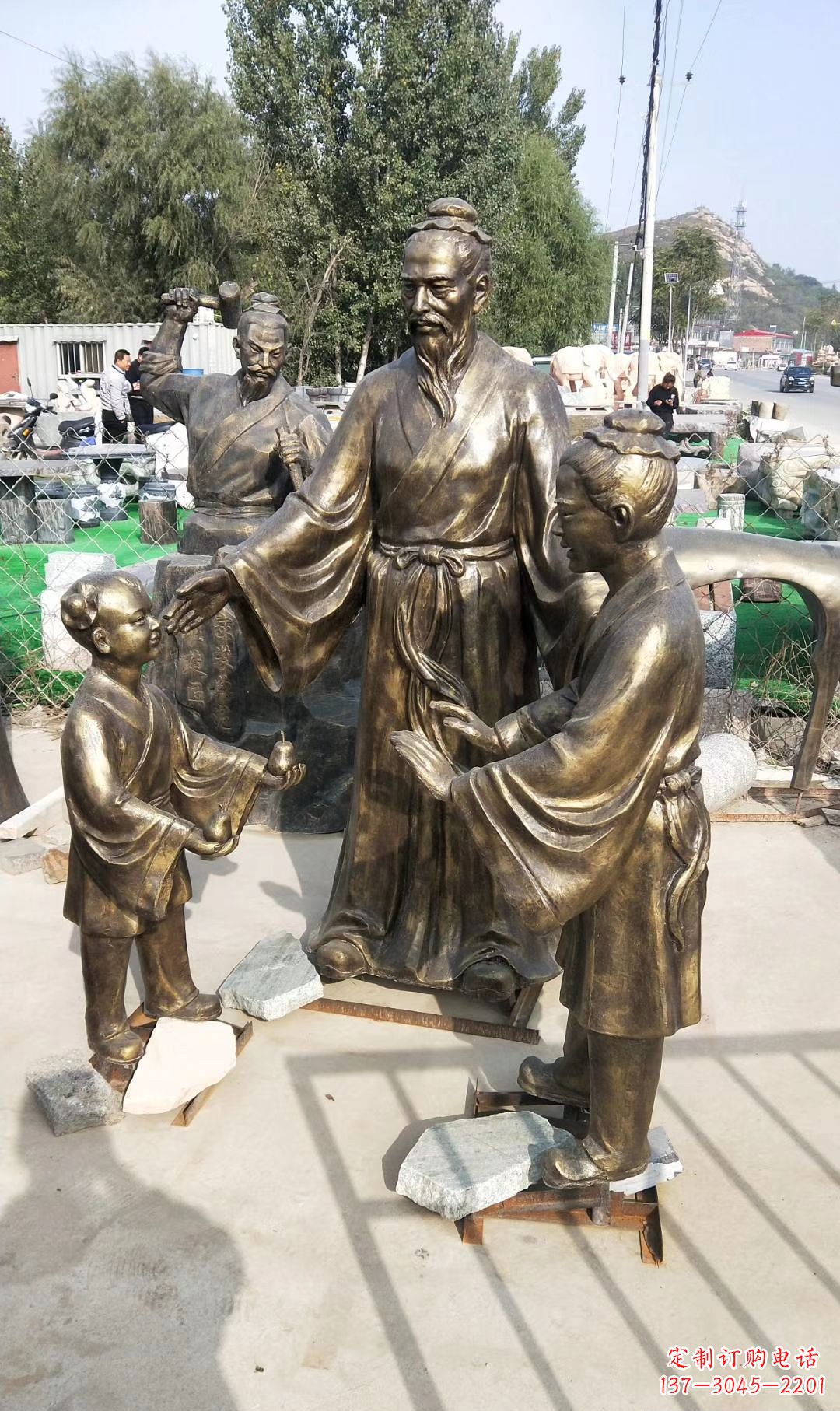 黄冈孔融让梨人物雕塑,传承名家之美