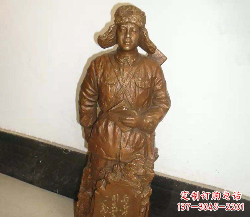 黄冈纪念雷锋的精美铜雕