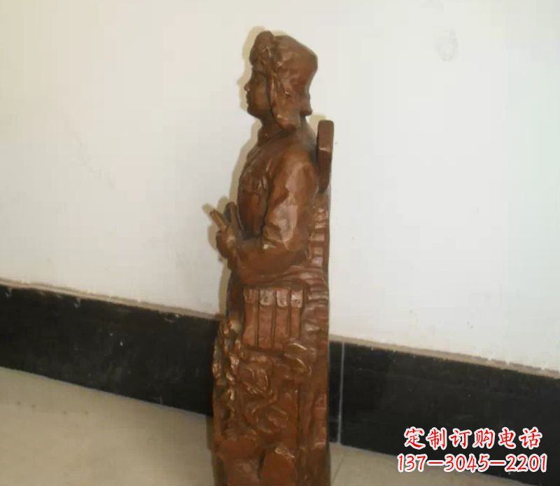 黄冈精致纪念——雷锋铜雕