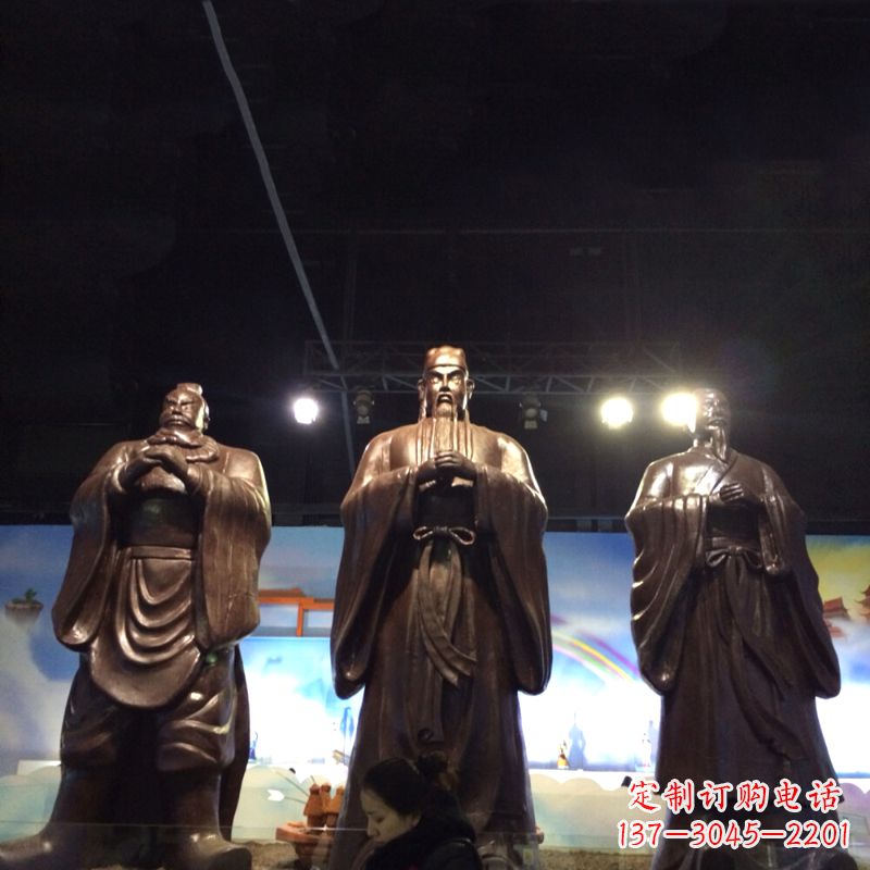 黄冈刘备关羽张飞桃园三结义铸铜雕塑