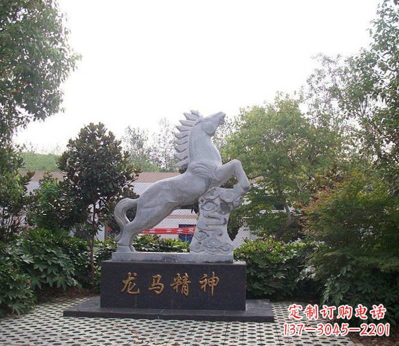 黄冈精致细腻的龙马石雕