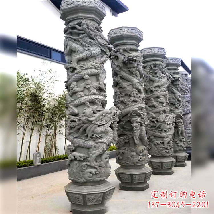 黄冈盘龙柱