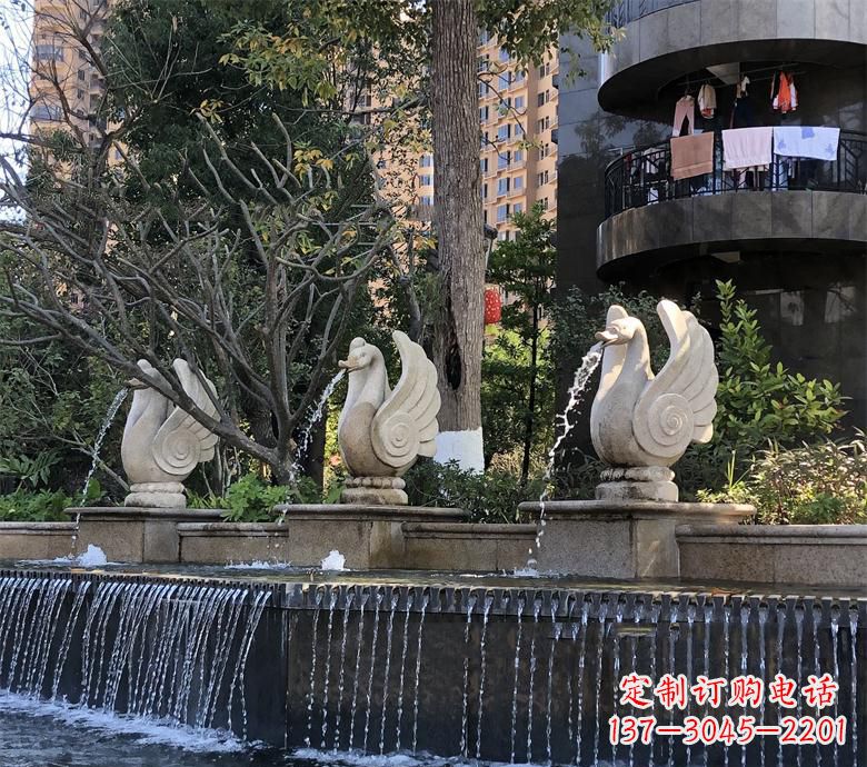 黄冈石材喷水鹅 园林动物石雕景观摆放 水池石天鹅