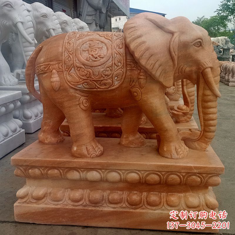 黄冈大象雕塑，深邃而神秘