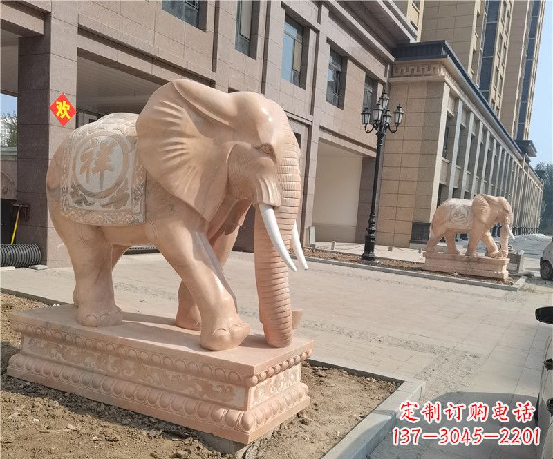 黄冈石雕卷鼻大象