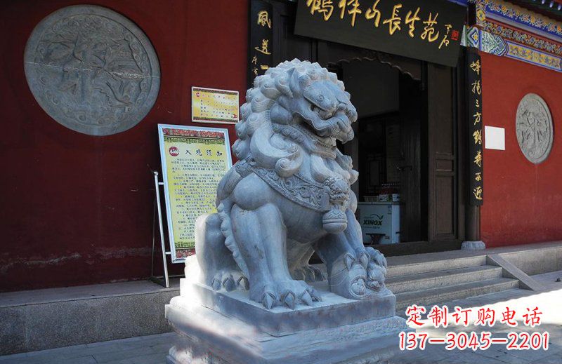 黄冈石狮子寺庙门口石雕