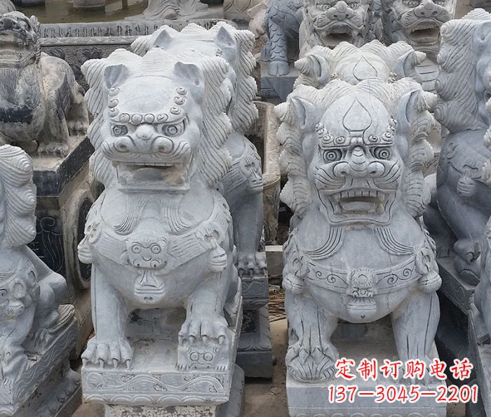 黄冈寺庙青石狮子石雕