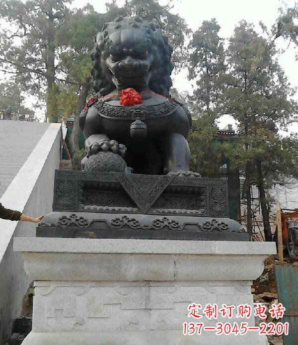 黄冈寺庙狮子铜狮子雕塑