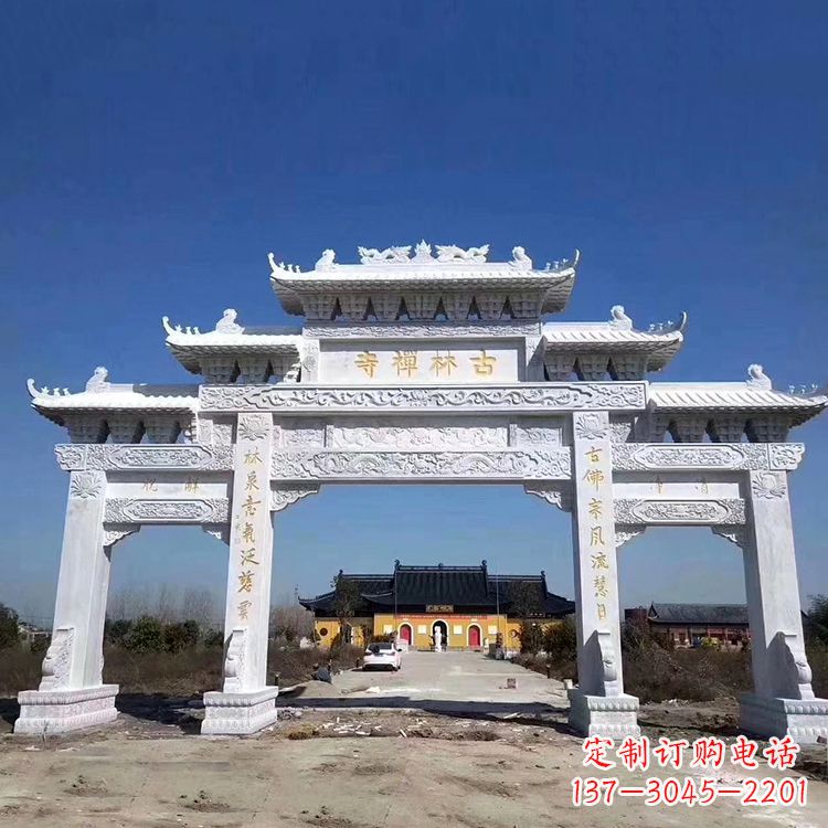 黄冈寺院大门汉白玉石雕牌楼