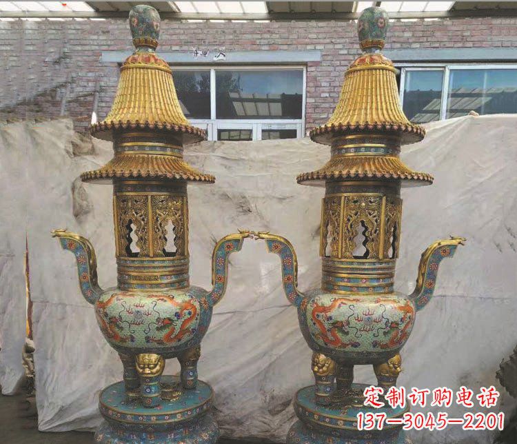 黄冈铜雕景泰蓝香炉雕塑摆件